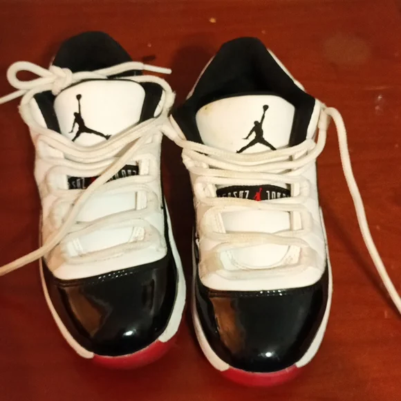Jordan little boys size 13 white, black with red soles and tips sneakers